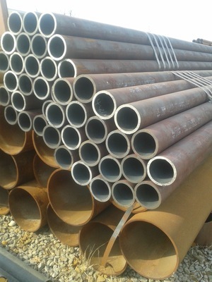 無(wú)縫管廠家常年現(xiàn)貨供應(yīng)20#碳素?zé)o縫鋼管，規(guī)格齊全，品質(zhì)保證